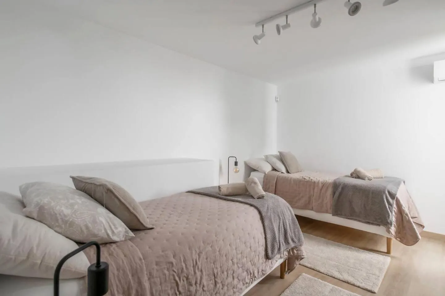Cyv Villa Feliz Vistas Panoramicas Y Piscina Priv أرويو دي لا ميل إسبانيا
